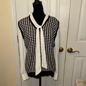 Adrianna Papell Black and White Houndstooth Blouse